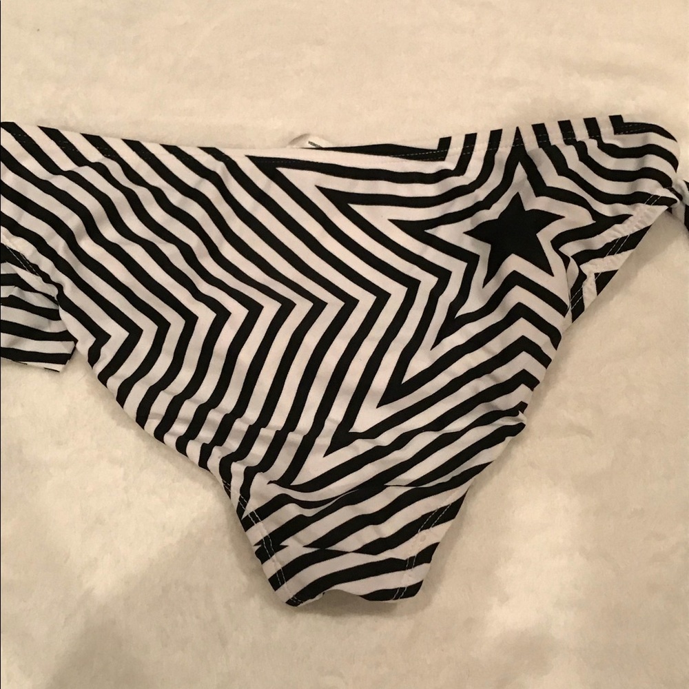 Black and white bikini bottom